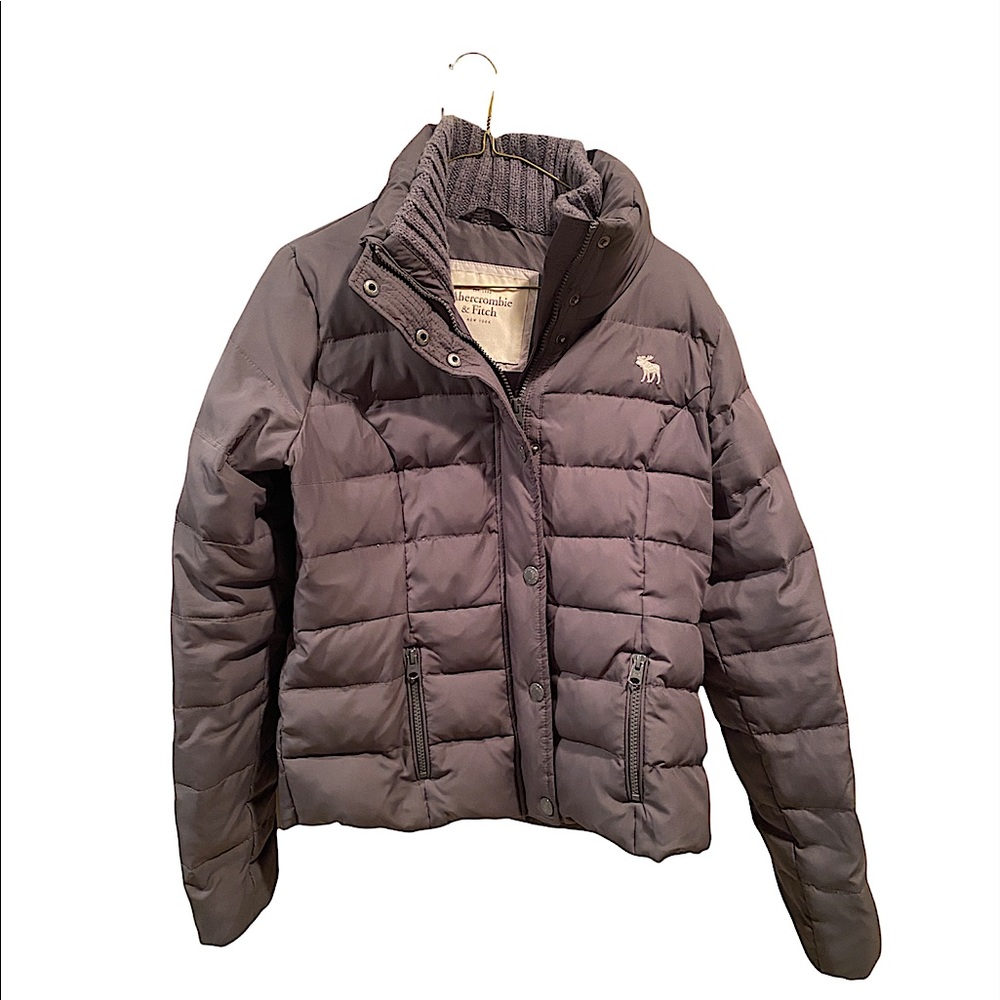 Abercrombie & Fitch Gray Quilted Puffer Jacket